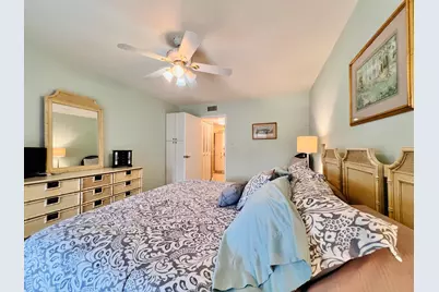 203 Oxford 500, West Palm Beach, FL 33417 - Photo 1