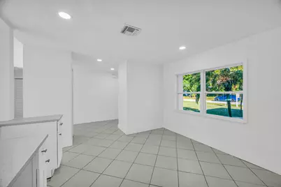 2514 SE Alfonso Avenue, Port Saint Lucie, FL 34952 - Photo 15