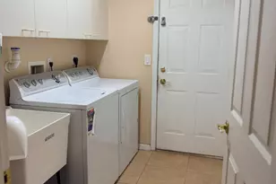 2236 Ridgewood Cir, Royal Palm Beach, FL 33411 - Photo 9