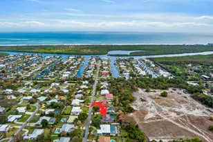 8222 SE Royal St, Hobe Sound, FL 33455 - Photo 9