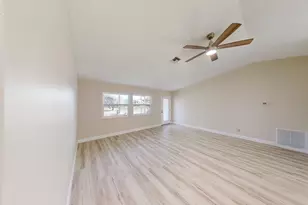 137 Concha Dr, Sebastian, FL 32958 - Photo 5