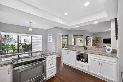 107 Waterview Drive, Palm Beach Gardens, FL 33418 - Photo 13