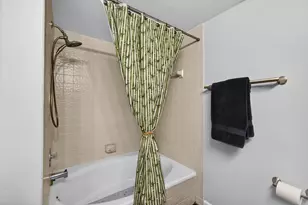 107 Waterview Dr, Palm Beach Gardens, FL 33418 - Photo 23