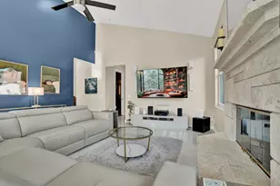 142 Corinthian Cir, Jupiter, FL 33458 - Photo 9