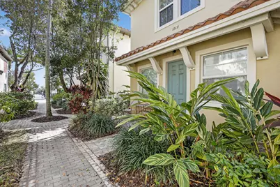 12631 NW 32nd Place, Sunrise, FL 33323 - Photo 3