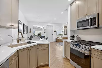 12631 NW 32nd Place, Sunrise, FL 33323 - Photo 11