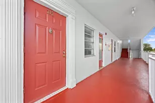 4000 NW 44th Ave, Lauderdale Lakes, FL 33319 - Photo 23