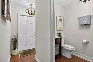 2122 NE 44th St, Lighthouse Point, FL 33064 - Photo 3