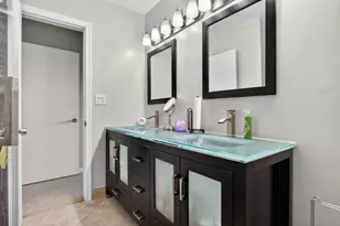 2122 NE 44th St, Lighthouse Point, FL 33064 - Photo 29