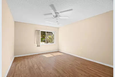 8101 Sweetbriar Way #B, Boca Raton, FL 33496 - Photo 9