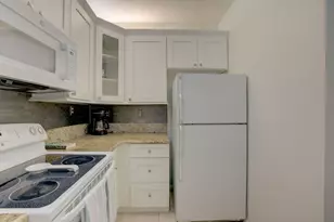 200 Uno Lago Dr, Juno Beach, FL 33408 - Photo 5