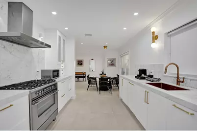 247 SE 3rd Avenue, Delray Beach, FL 33483 - Photo 11