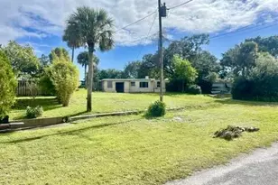 4676 Arcadia Ave Ave, Fort Pierce, FL 34946 - Photo 9