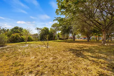 426 N 5th Street, Lantana, FL 33462 - Photo 13