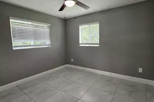 933 W 7th St, Riviera Beach, FL 33404 - Photo 11