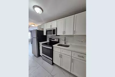 933 W 7th Street #C, Riviera Beach, FL 33404 - Photo 5