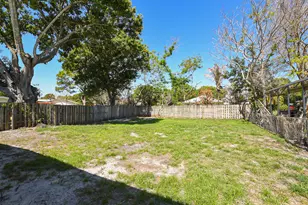 1814 Miami Ct, Fort Pierce, FL 34950 - Photo 17
