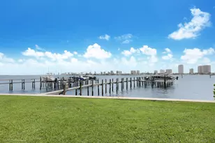 370 Wilma Cir, Riviera Beach, FL 33404 - Photo 1