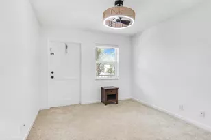 370 Wilma Cir, Riviera Beach, FL 33404 - Photo 7