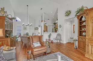 402 Muirfield Ct, Jupiter, FL 33458 - Photo 11