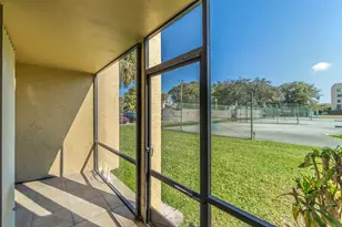 2786 Tennis Club Dr, West Palm Beach, FL 33417 - Photo 17