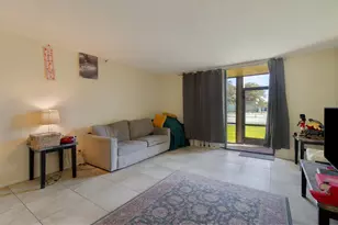 2786 Tennis Club Dr, West Palm Beach, FL 33417 - Photo 5