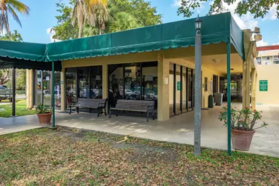 2786 Tennis Club Drive #101, West Palm Beach, FL 33417 - Photo 21