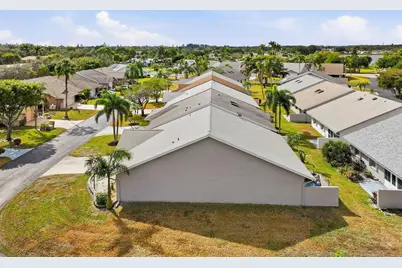 3957 Dafilee Circle, West Palm Beach, FL 33417 - Photo 33