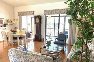 10415 S Circle Lake Dr, Boynton Beach, FL 33437 - Photo 9