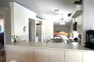 10415 S Circle Lake Dr, Boynton Beach, FL 33437 - Photo 17