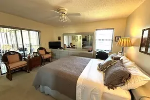 10415 S Circle Lake Dr, Boynton Beach, FL 33437 - Photo 21