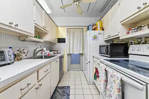 1114 Lake Terrace, Boynton Beach, FL 33426 - Photo 9