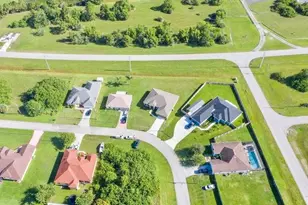 5803 NW Dooley Circle, Port Saint Lucie, FL 34953 - Photo 29