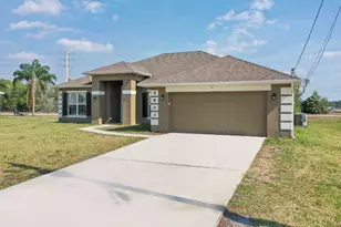 5803 NW Dooley Circle, Port Saint Lucie, FL 34953 - Photo 13