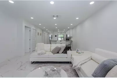 8545 Casa Del Lago #F, Boca Raton, FL 33433 - Photo 13