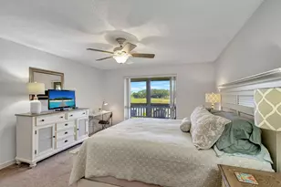 348 Brackenwood Cir, Palm Beach Gardens, FL 33418 - Photo 25