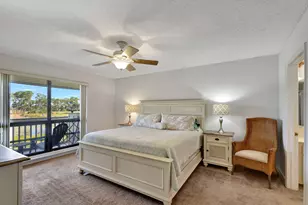 348 Brackenwood Cir, Palm Beach Gardens, FL 33418 - Photo 23