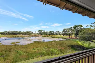 348 Brackenwood Cir, Palm Beach Gardens, FL 33418 - Photo 43