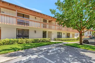 348 Brackenwood Cir, Palm Beach Gardens, FL 33418 - Photo 1