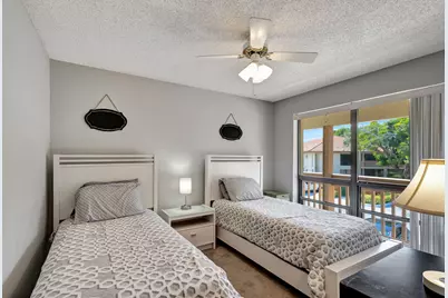 348 Brackenwood Circle, Palm Beach Gardens, FL 33418 - Photo 31