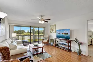 348 Brackenwood Cir, Palm Beach Gardens, FL 33418 - Photo 11