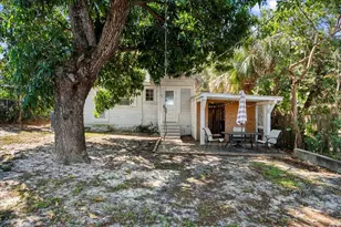 815 Omar Rd, West Palm Beach, FL 33405 - Photo 23