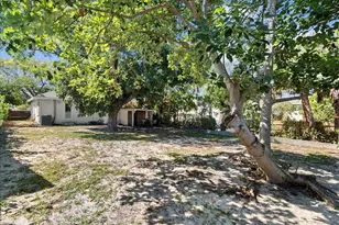 815 Omar Rd, West Palm Beach, FL 33405 - Photo 25