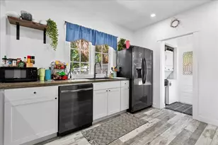 815 Omar Rd, West Palm Beach, FL 33405 - Photo 11