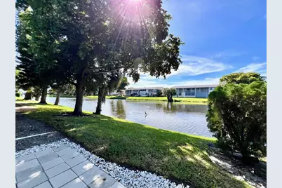 76 Sheffield D, West Palm Beach, FL 33417 - Photo 11