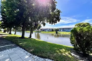 76 Sheffield D, West Palm Beach, FL 33417 - Photo 11