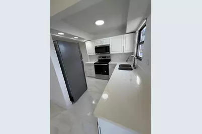 5305 Bayside Drive, Greenacres, FL 33463 - Photo 13