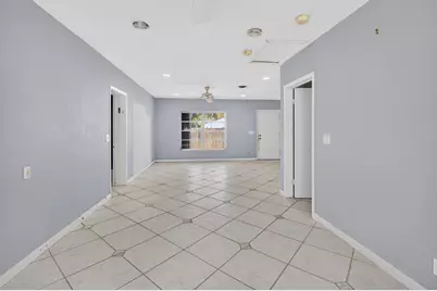 111 SE 7th Avenue #A, B, C & D., Delray Beach, FL 33483 - Photo 7