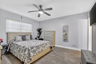 300 NE 20th St, Boca Raton, FL 33431 - Photo 11