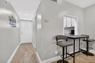 300 NE 20th St, Boca Raton, FL 33431 - Photo 3